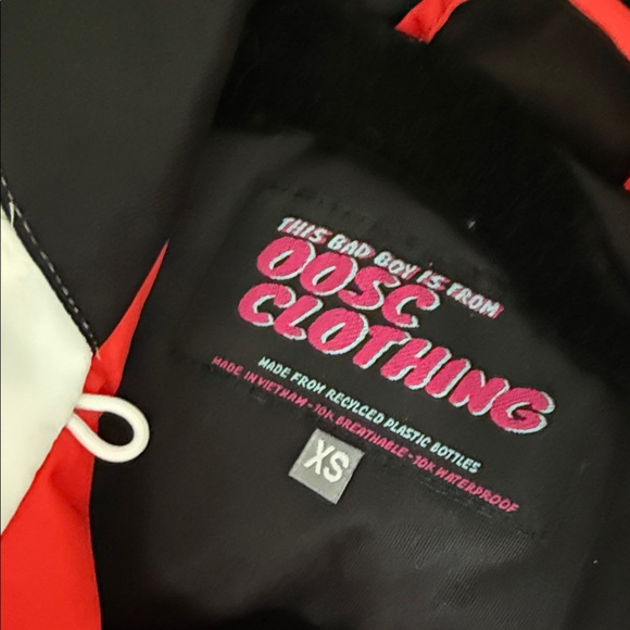 OOSC Stardust Womens All in One Ski Suit, Size
XS | Red and White Retro Ski - Picture 8 of 14